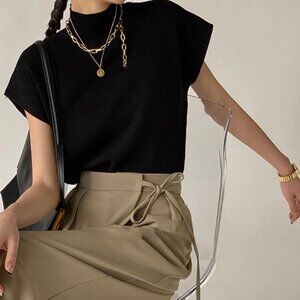 Black Pullover Sweater